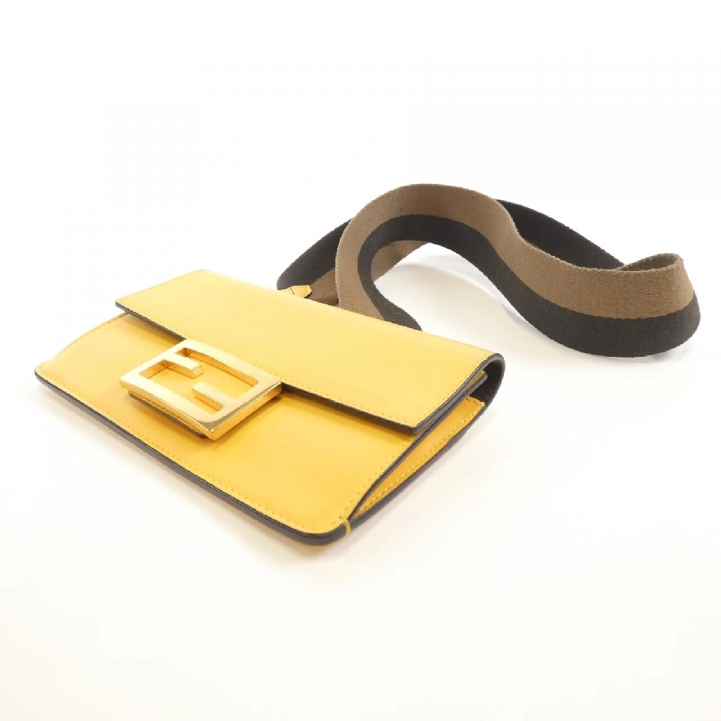 Túi đeo chéo Fendi Flat Baguette 8BS039 AAIW - Hàng hiệu Chính hãng 768317