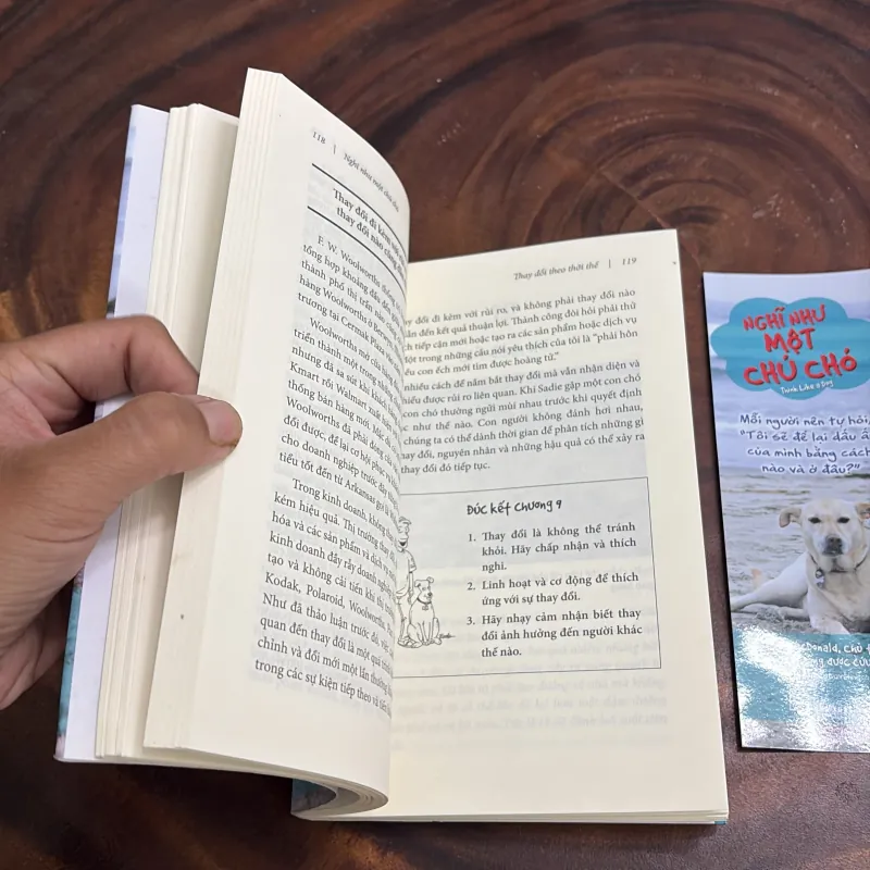 II Nghĩ Như Một Chú Chó _ Loài Chó Dạy Ta Sống Hạnh Phúc Và Thành Công - SCOTT MACDONALD 976345