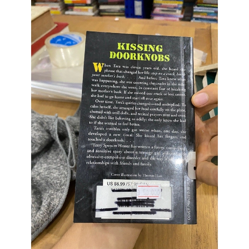 Kissing Doorknobs - Terry Spencer Hesser 547315
