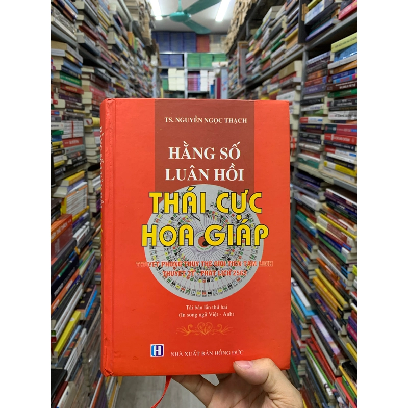 Hằng số luân hồi thái cực hoa giáp. Sách song ngữ. 999 459615