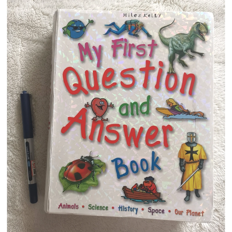 MY FIRST QUESTION AND ANSWER BOOK  383798