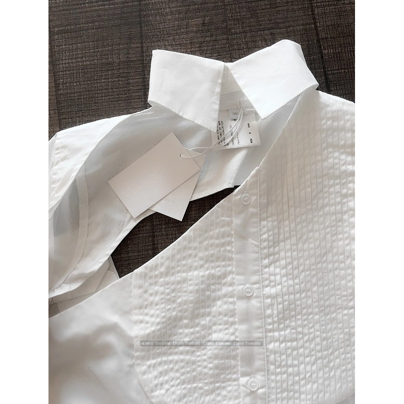 [Hàng mẫu] Áo sơ mi dài tay cutout xếp li ngực cá tính (có vết ố) 367209