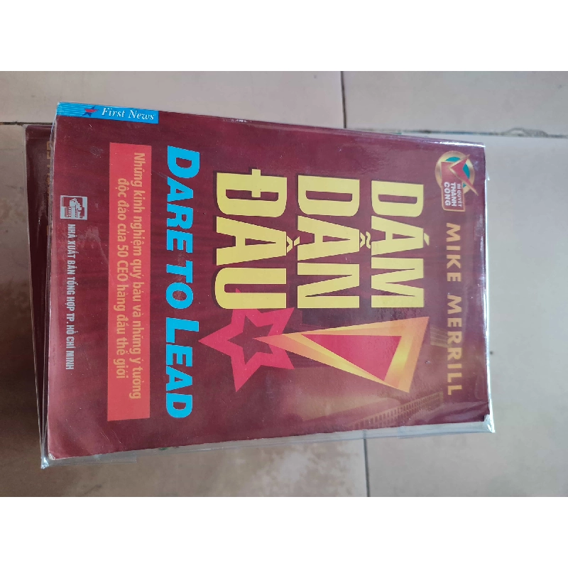 dám dẫn đầu HCM01/03 340826