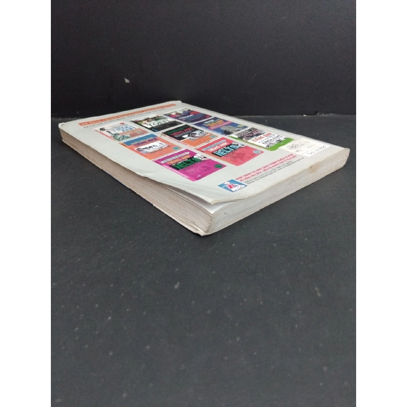 Diễn giải đáp án bộ đề ôn thi chững chỉ quốc gia B & C môn tiếng Anh mới 70% ố ẩm bẩn có viết trang đầu gấp góc 2009 HCM2811 Ngô Văn Minh GIÁO TRÌNH, CHUYÊN MÔN 918059