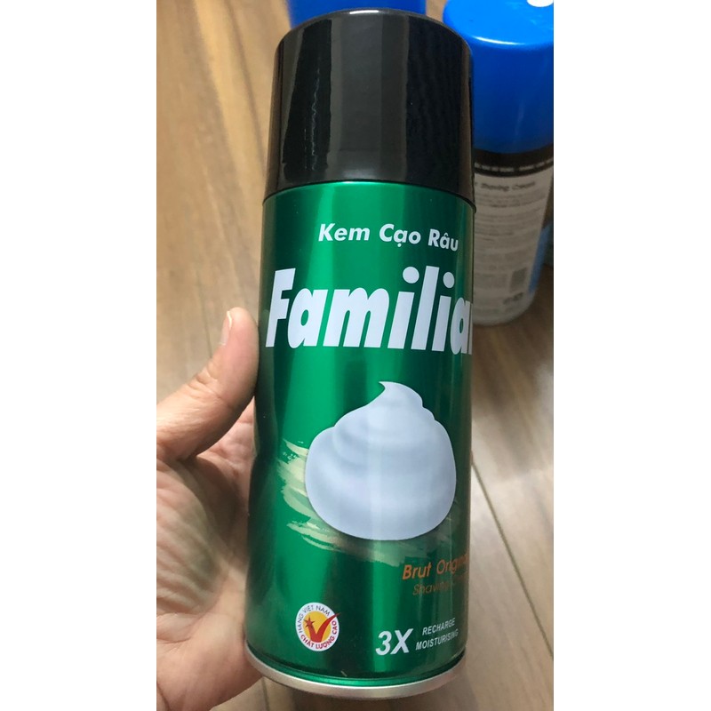 Kem bọt cạo râu Familiar 275gr- hương trà xanh 147142