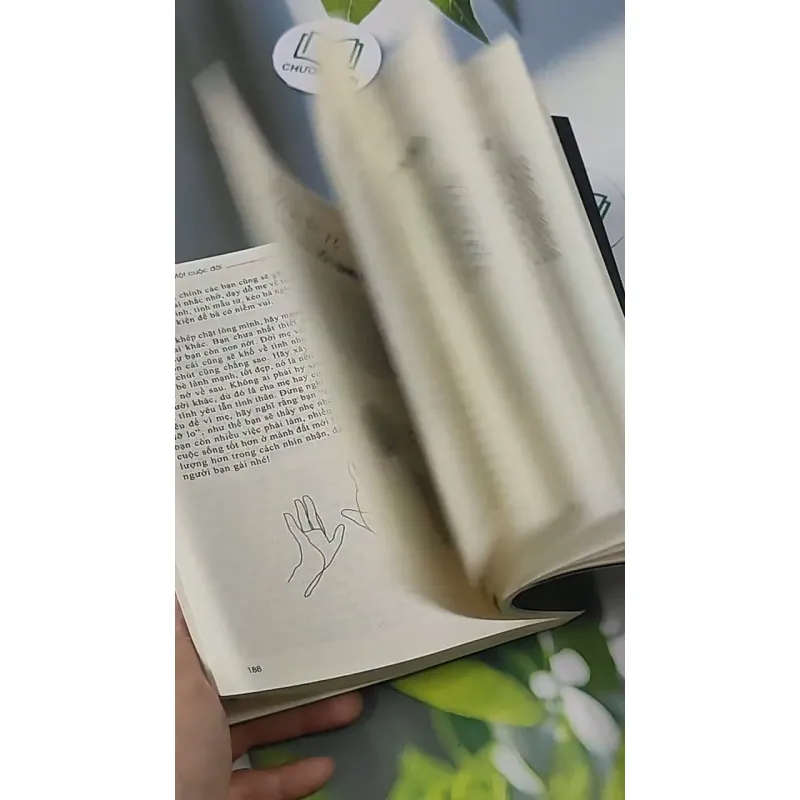 [MIỄN PHÍ BỌC SÁCH] Mỗi Lá Thư - Một Cuộc Đời 705619