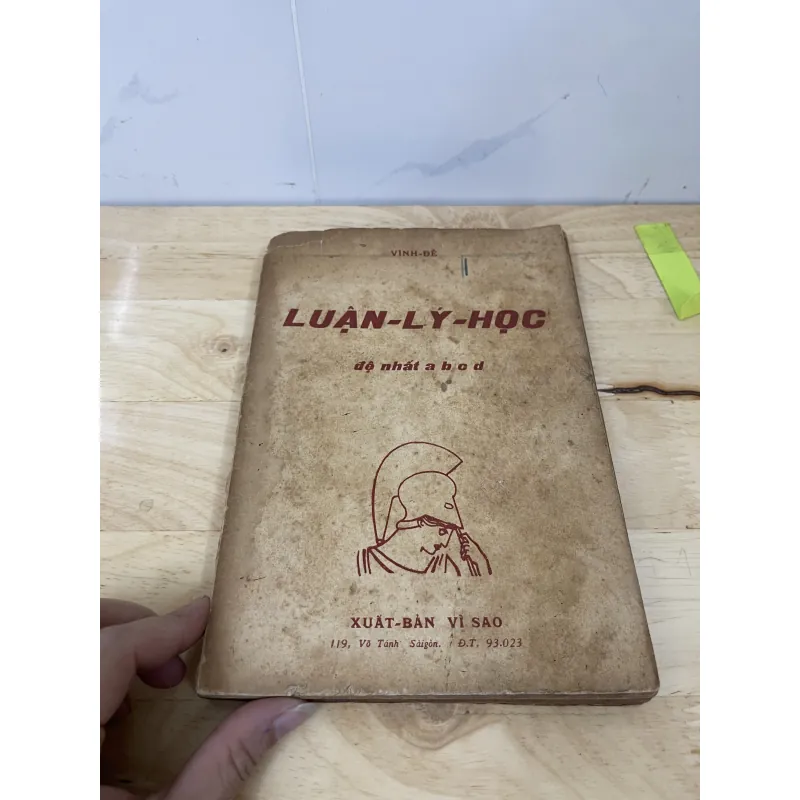 Luận -Lý -Học sách trước 75  932958