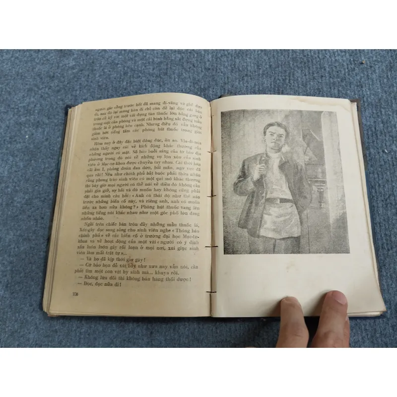 TUỔI TRẺ LÊ - NIN 688763