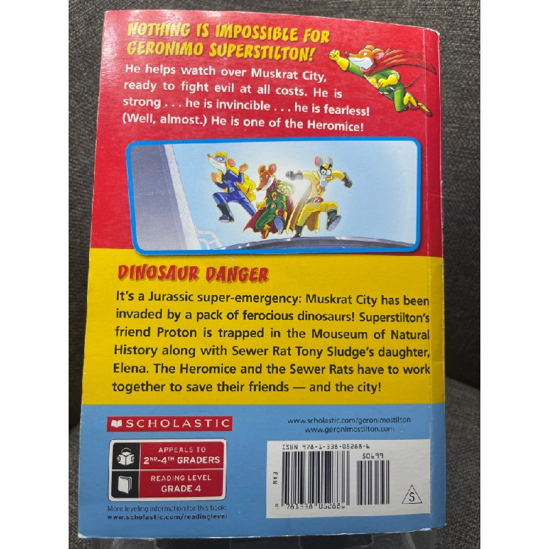 Heromice Dinosaur danger mới 85% nếp gấp bìa truyện tranh màu ngoại văn và thiếu nhi Geronimo Stilton HPB1605 SÁCH NGOẠI VĂN 351190