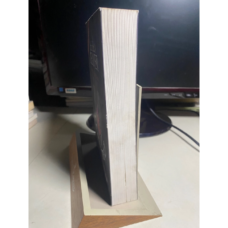 Lá Bài Thứ XII-Tác giả Jeffery Deaver- Người Dịch Nguyễn Minh Hoàng- NXB Thời Đại -Năm XB 05/2013 -Trọng lượng (gr) 900- Kích Thước Bao Bì 16x24 -Số trang 637 -Hình thức Bìa Mềm- Sách lưu kho mới 90% 446361