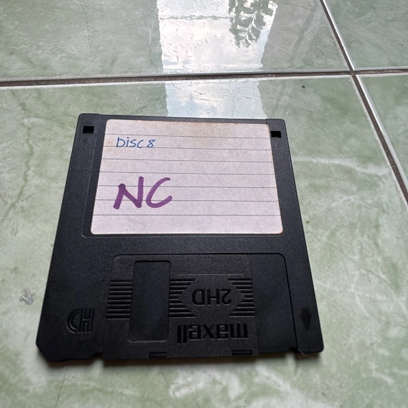 Đĩa mềm floppy disk Maxell 2HD 442178