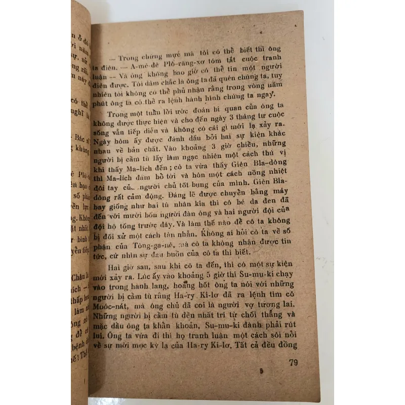 Jules Verne - BẠO CHÚA SA MẠC (245 trang) 791009