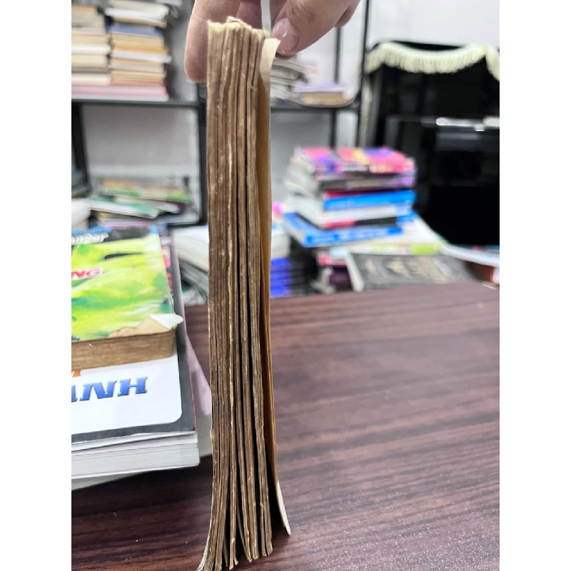 Đoạn Tuyệt - Nhất Linh 973589