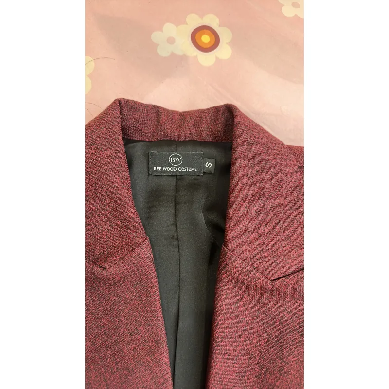 Set đồ vest công sở thanh lịch. Size S, màu đỏ tía, sử dụng 1 lần duy nhất 606238