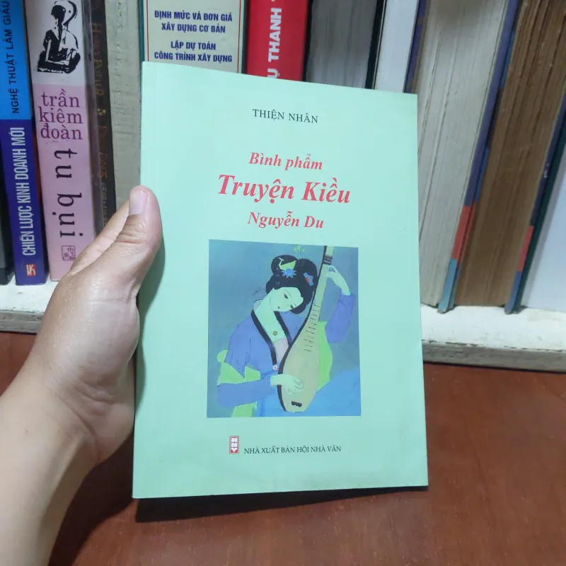 [Chữ Ký Tác Giả] II Tựa sách: Bình Phẩm Truyện Kiều Nguyễn Du - Thiện Nhân - 2020 443412