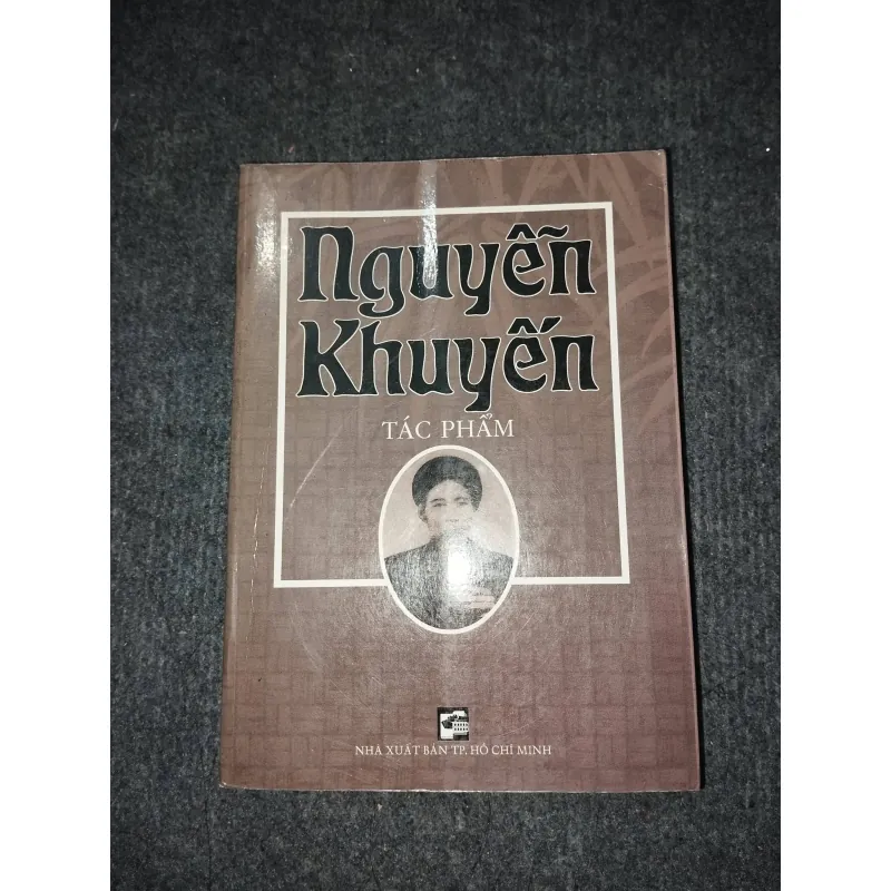 NGUYỄN KHUYẾN TÁC PHẨM 957928