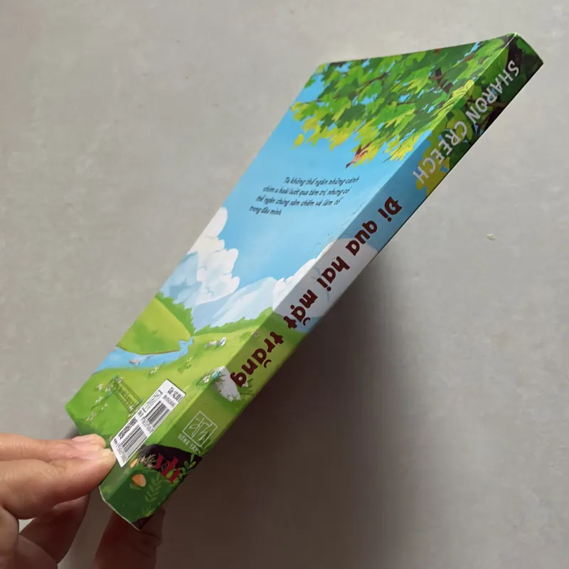 Đi qua hai mặt trăng - Sharon Creech (t01) 750529