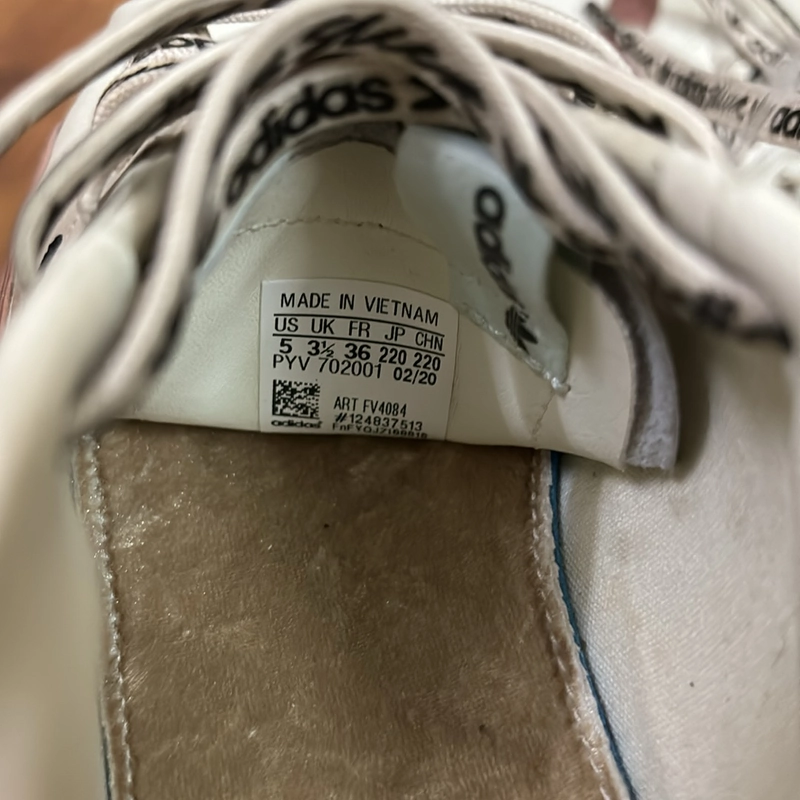 Giày Adidas  498832