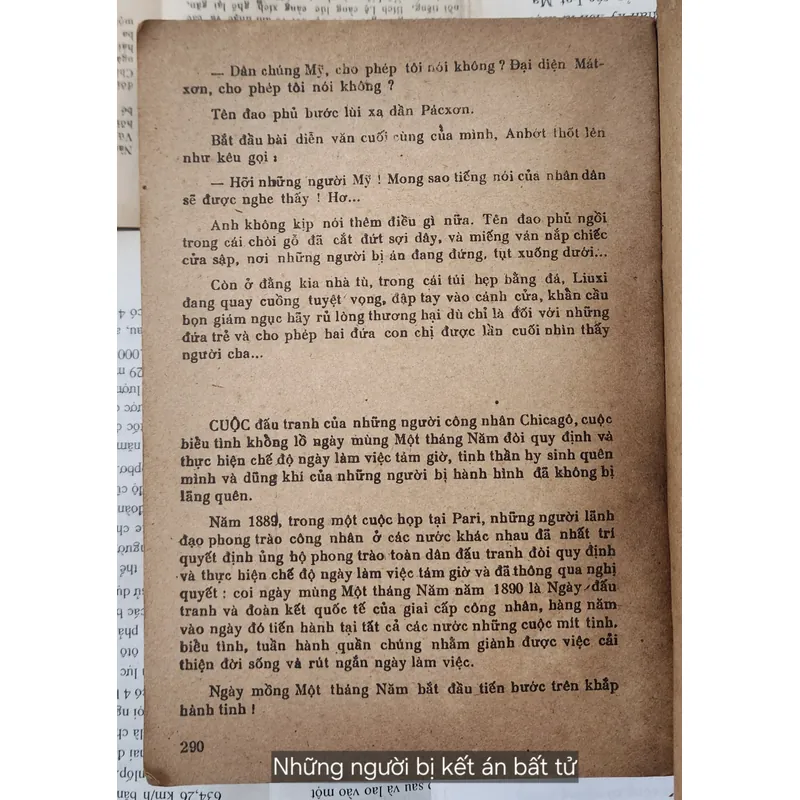 Tiểu thuyết Nga "Những người bị kết án bất tử" 711912