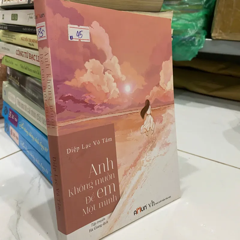 Sách Anh không muốn để em một mình 573924
