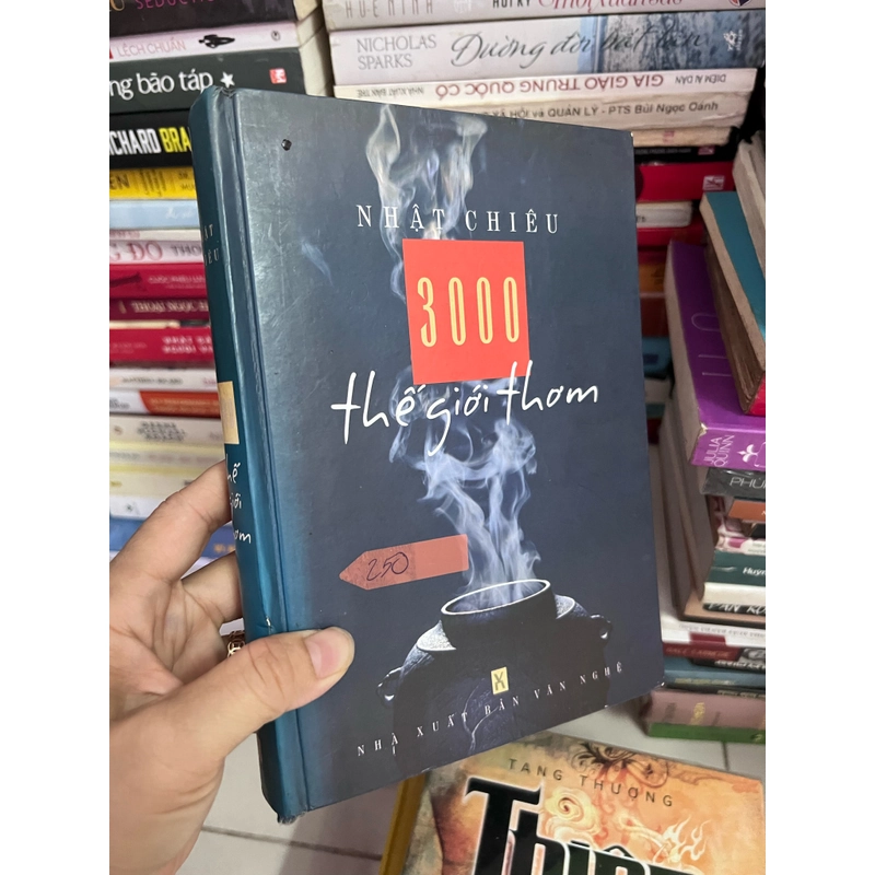 3000 thế giới thơm bìa cứng  528530