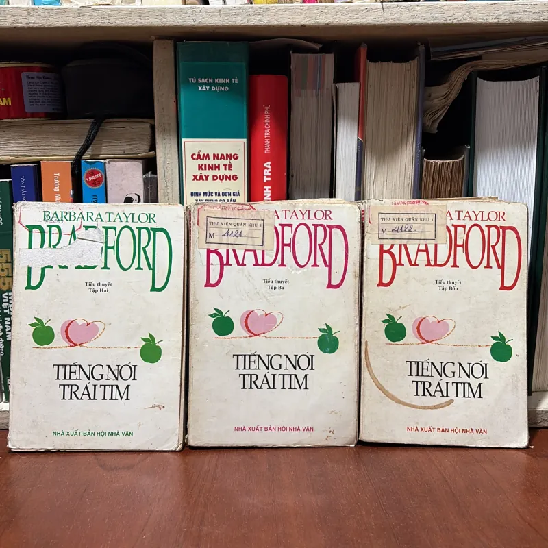 II Tiểu Thuyết: Tiếng Nói Trái Tim (Tập 2, 3, 4) - BARBARA TAYLOR BRADFORD - 1995 752279