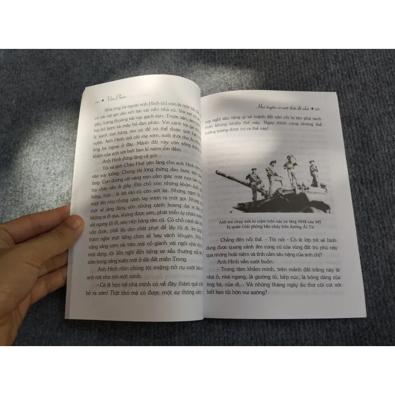 HAI TUYẾN CỜ. MỘT THỜI ĐỂ NHỚ (TRUYỆN KÝ) 570682