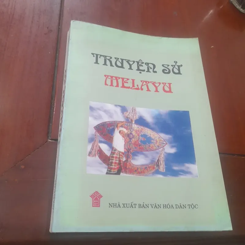 Truyện sử MELAYU 688762