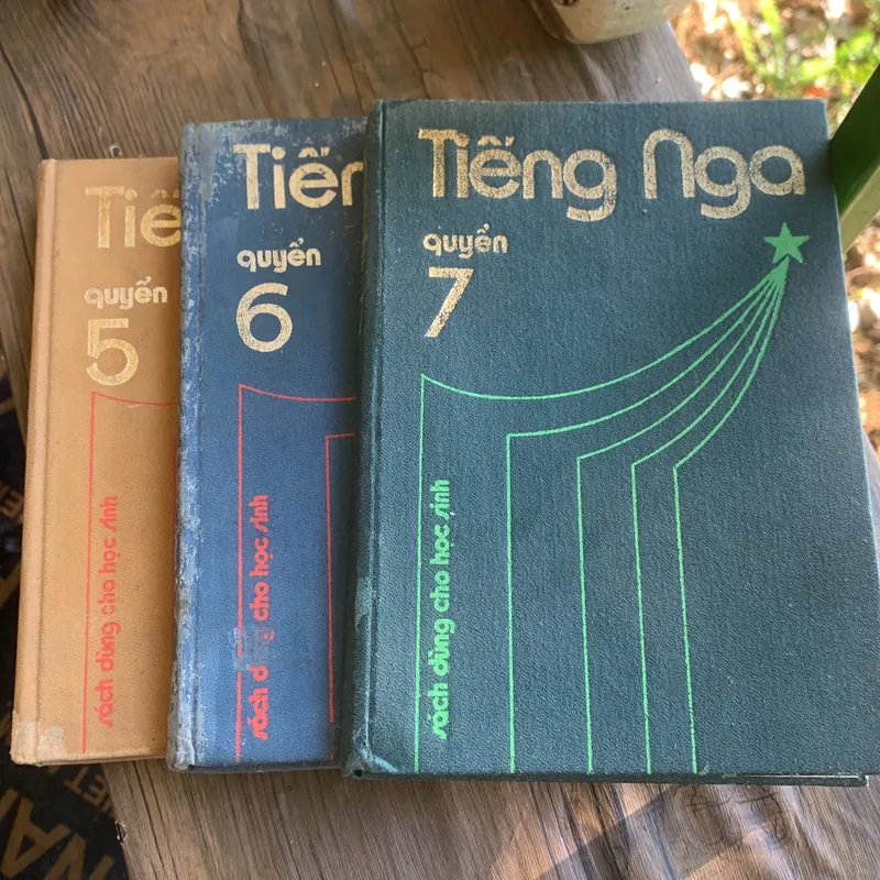 Sách học tiếng Nga, dành cho học sinh, quyển 5-6-7, bìa cứng, in tại Nga năm 1986 712340