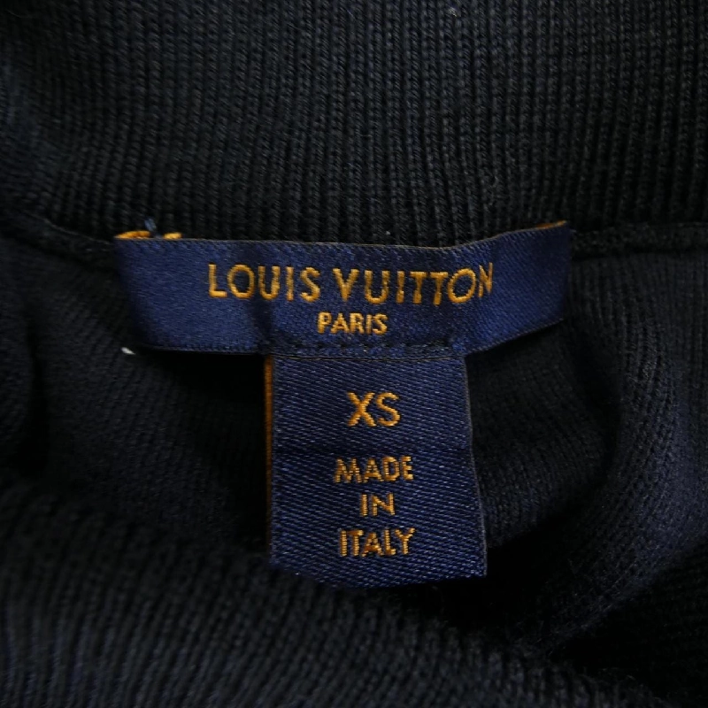 Áo khoác LOUIS VUITTON FHKC02QQJ - Hàng hiệu Authentic 821832