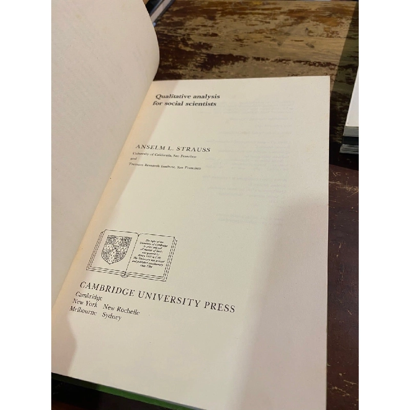 Qualitative Analysis for Social Scientists - Anselm Strauss 1006755