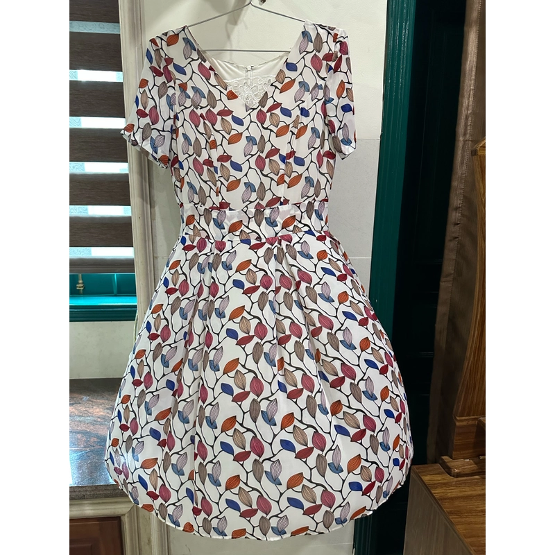 Đầm size M may theo số đo 90-72-92 507276