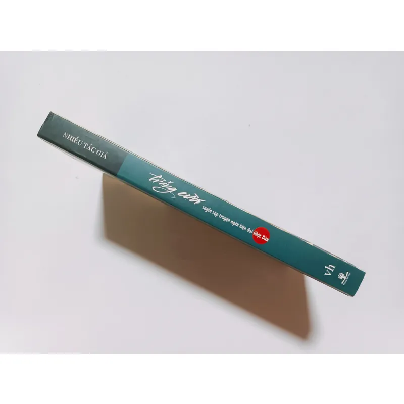 Trăng Cười – Tuyển Tập Truyện Ngắn Hiện Đại Nhật Bản

 716578