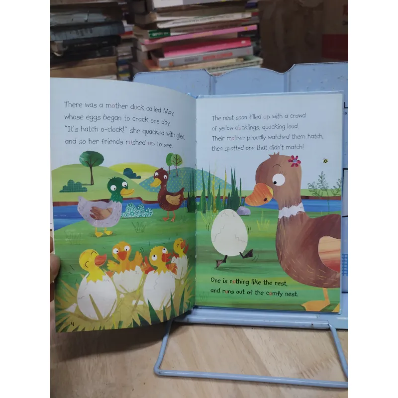 Sách ngoại văn: The Ugly Ducking - TG: Rosie Greening 972047