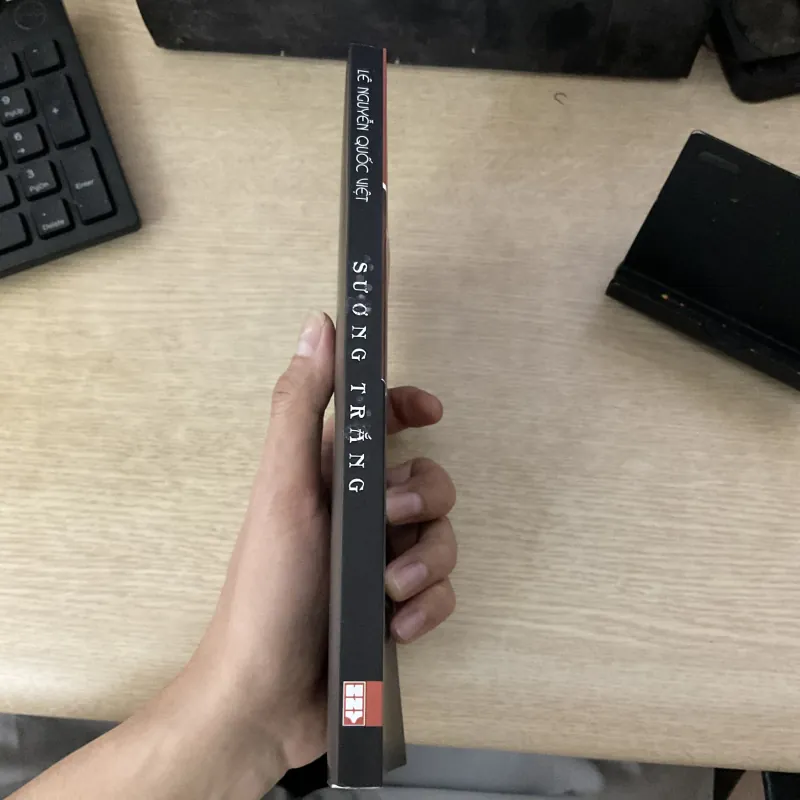 [TRUYỆN NGẮN] Sương trắng - Lê Nguyễn Quốc Việt 746410