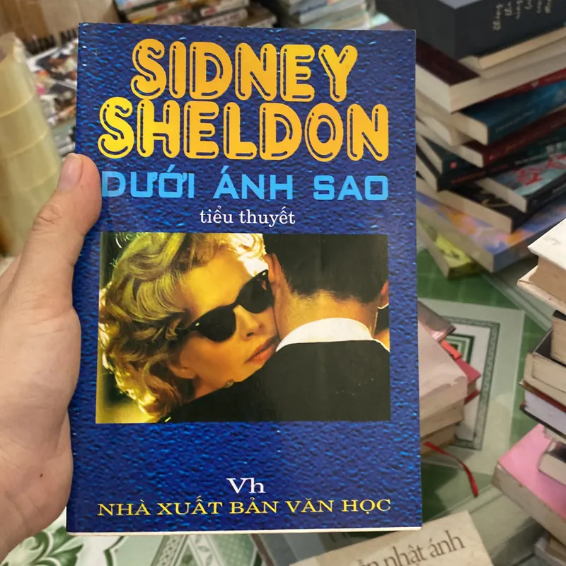 Dưới Ánh Sao Sidney Sheldon  739389