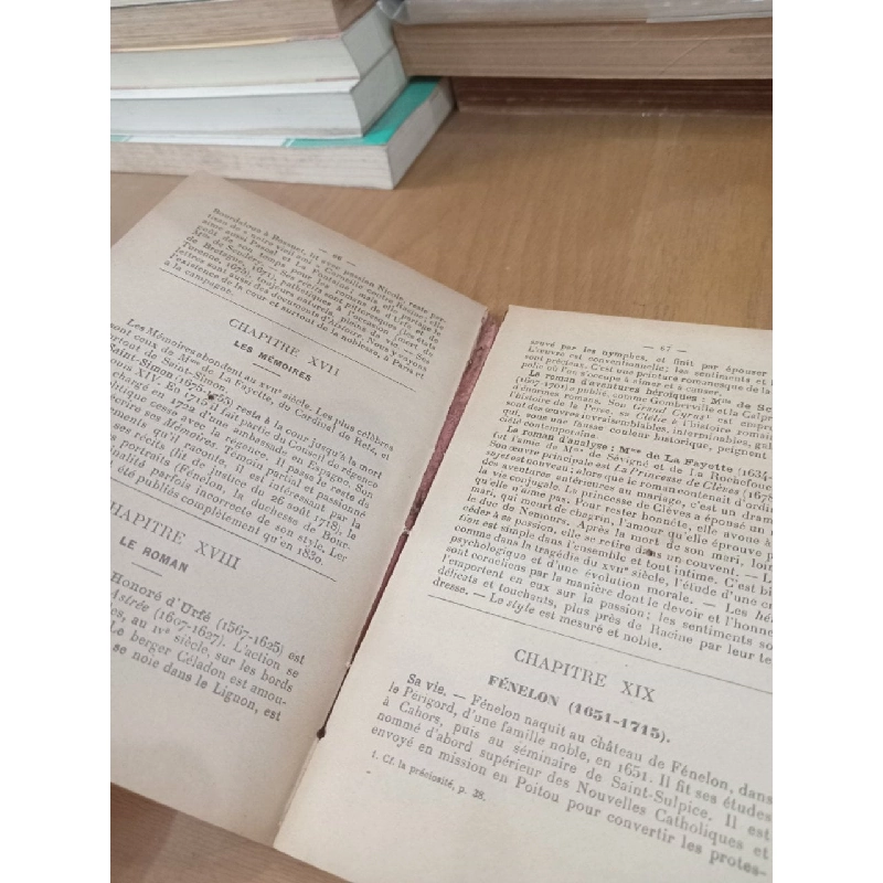 Memento D'Histoire de la Littérature Francaise - J. Fourcassié 1025869