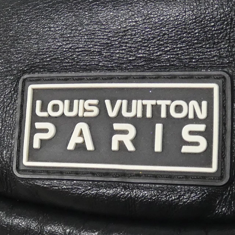 Túi đeo chéo Louis Vuitton Monogram Galaxy Discovery M44444 611169