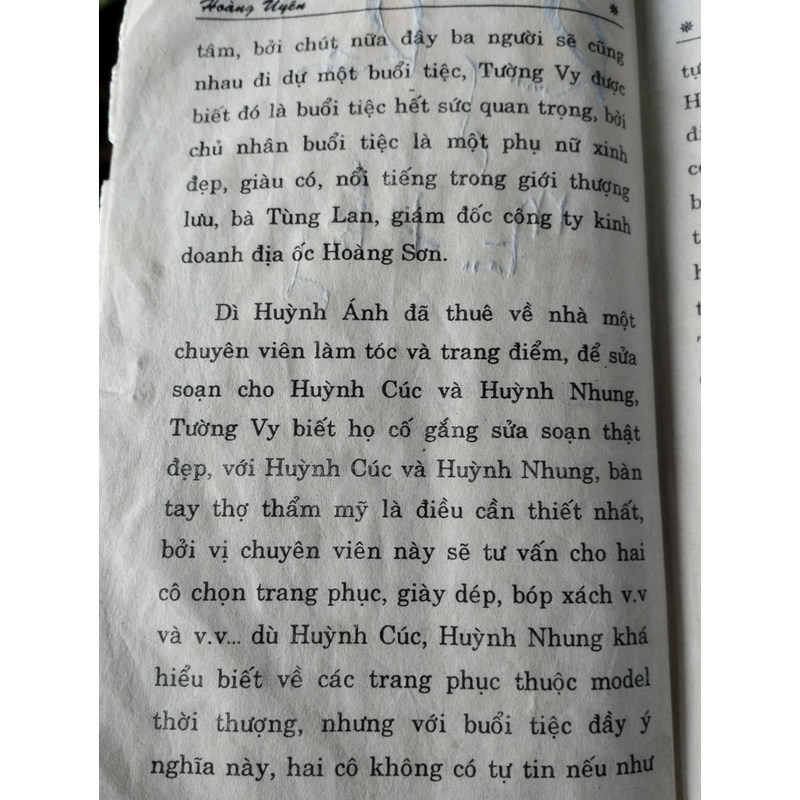  sách: Hoàng Hôn Màu Hồng.
Thể loại: Tiểu thuyết tình cảm ( trọn bộ 2 tập) 546332