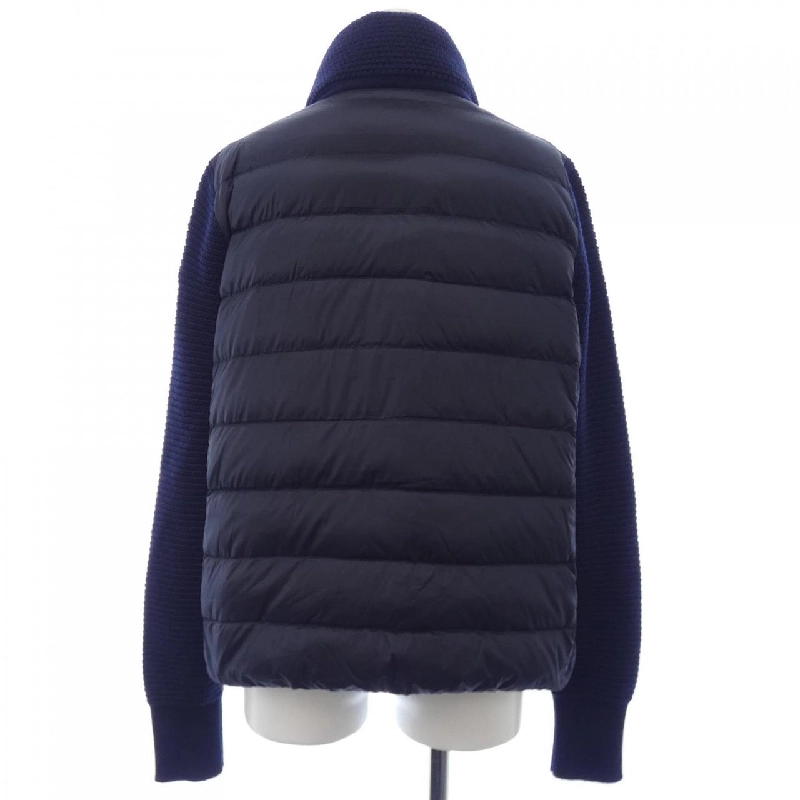 Áo khoác lông vũ MONCLER 635700