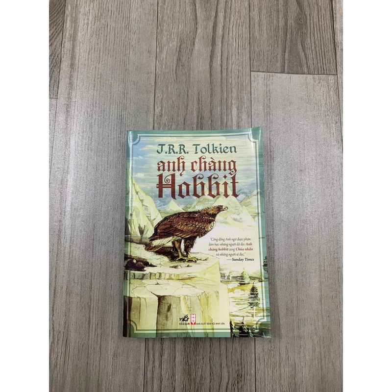 Anh chàng Hobbit. 999 471179