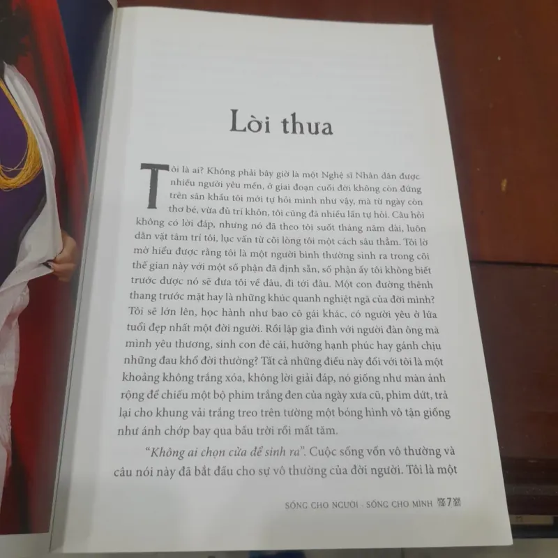 Hồi ký nghệ sĩ Kim Cương - SỐNG CHO NGƯỜI SỐNG CHO MÌNH 798029