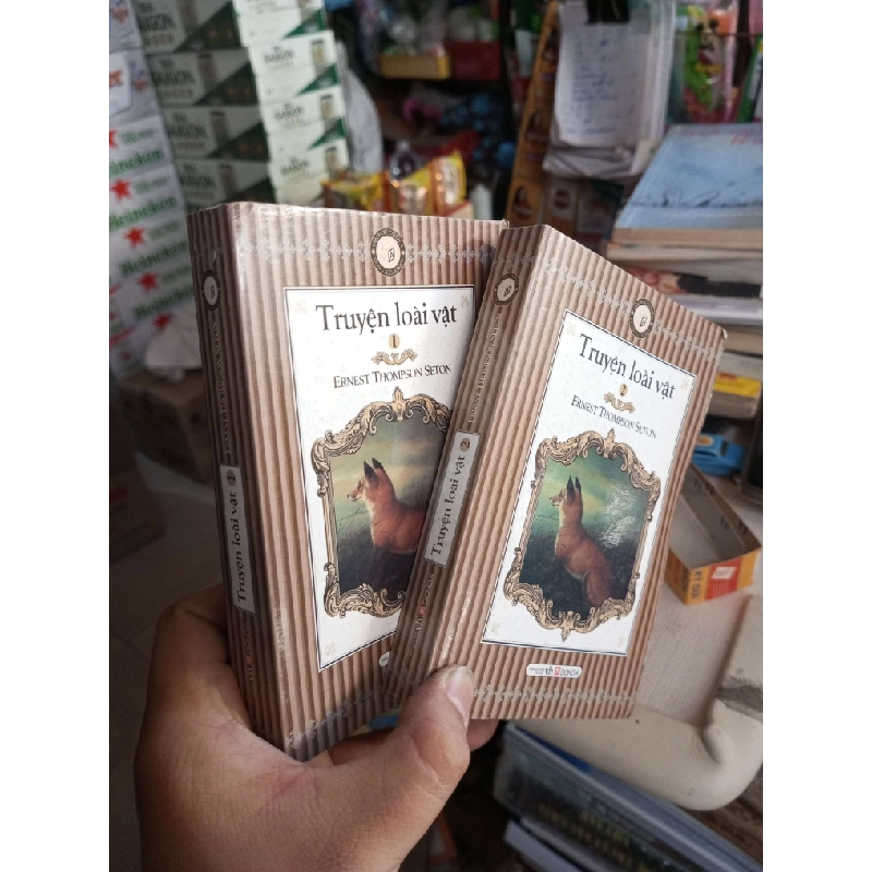 Truyện Loài Vật (2 Tập) - Ernest Thompson Seton 2013 mới 80% ố ẫm Sách văn học HCM1004 1007581