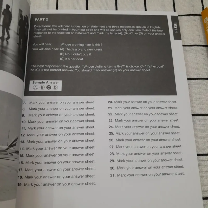 Bộ 2 giáo trình Ultimate TOEIC 2020 Simulated test & Score Booster.  695455