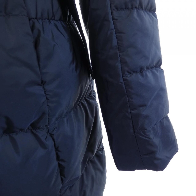 Áo khoác lông vũ PRADA 290660 S142 Q04 - Hàng hiệu Chính hãng 823247