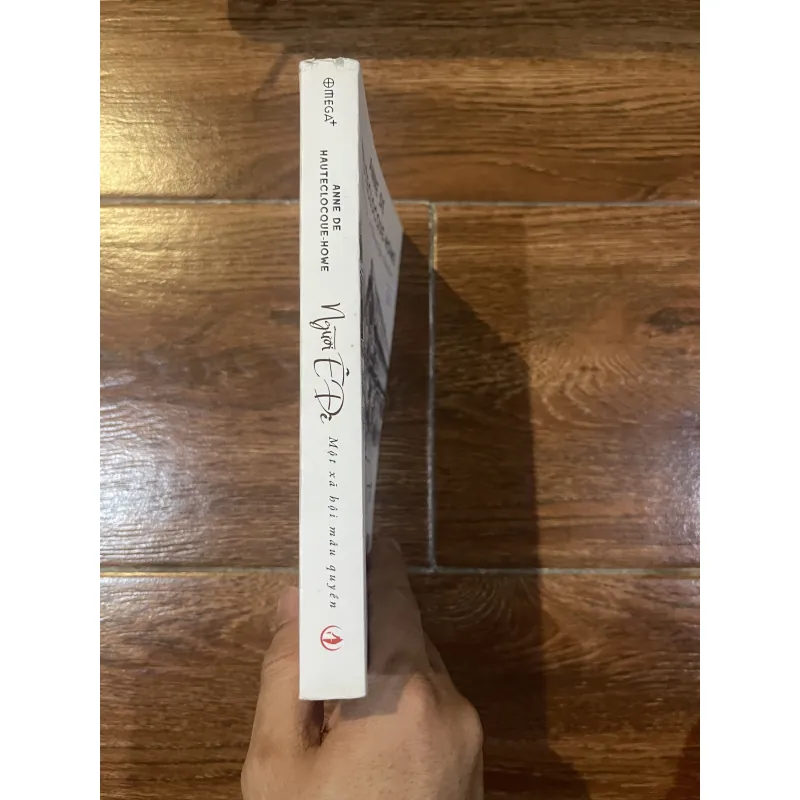 Người Ê Đê một xã hội mẫu quyền - Anne de Hauteclocque-Howe (c) 1012855