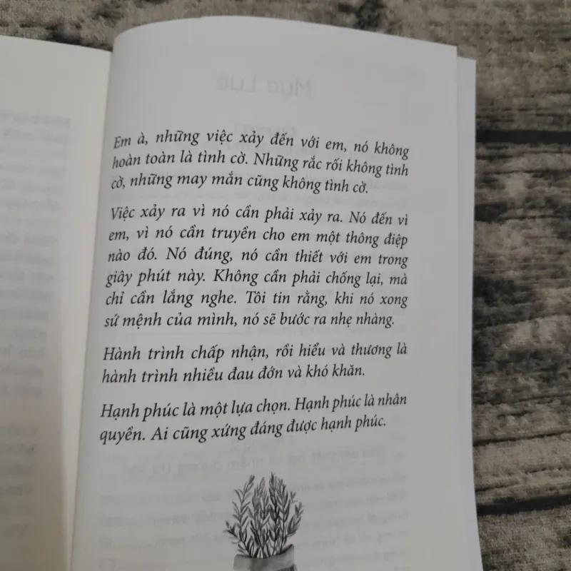 Ai cũng xứng đáng được hạnh phúc. Tg Thu Hà  763134