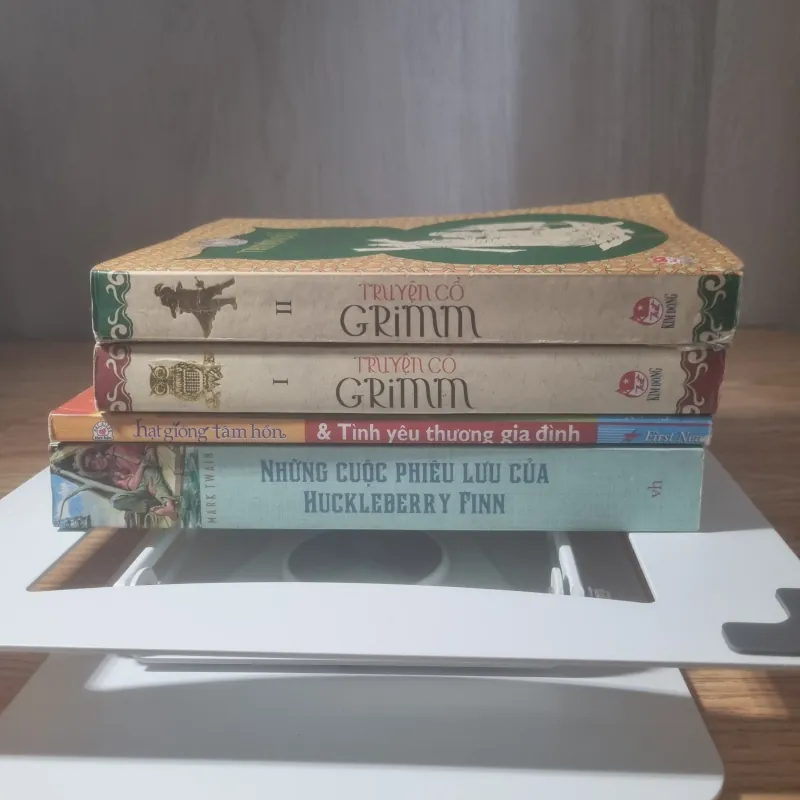 [Bộ Thiếu Nhi Chọn Lọc]
(Huckleberry Finn, Truyện cổ Grimm, Hạt giống Tâm Hồn) 762338