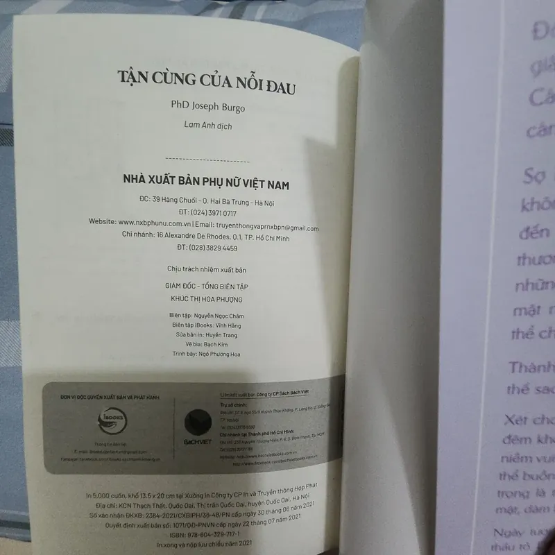 Sách Tận cùng của nỗi đau 736626