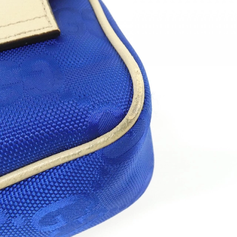 Túi đeo hông GUCCI OFF THE GRID 631341 H9HBK 609320